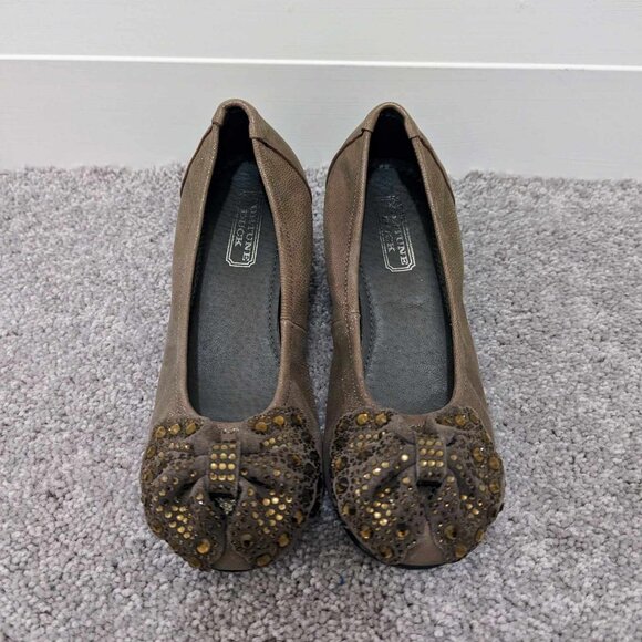 Brown Bow Heels - Picture 7 of 8